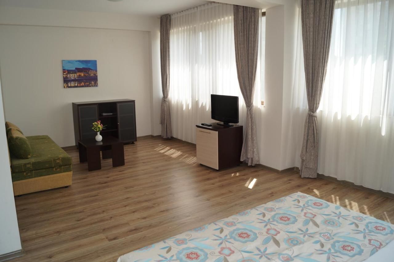 Отель Hotel Kardjali Кырджали